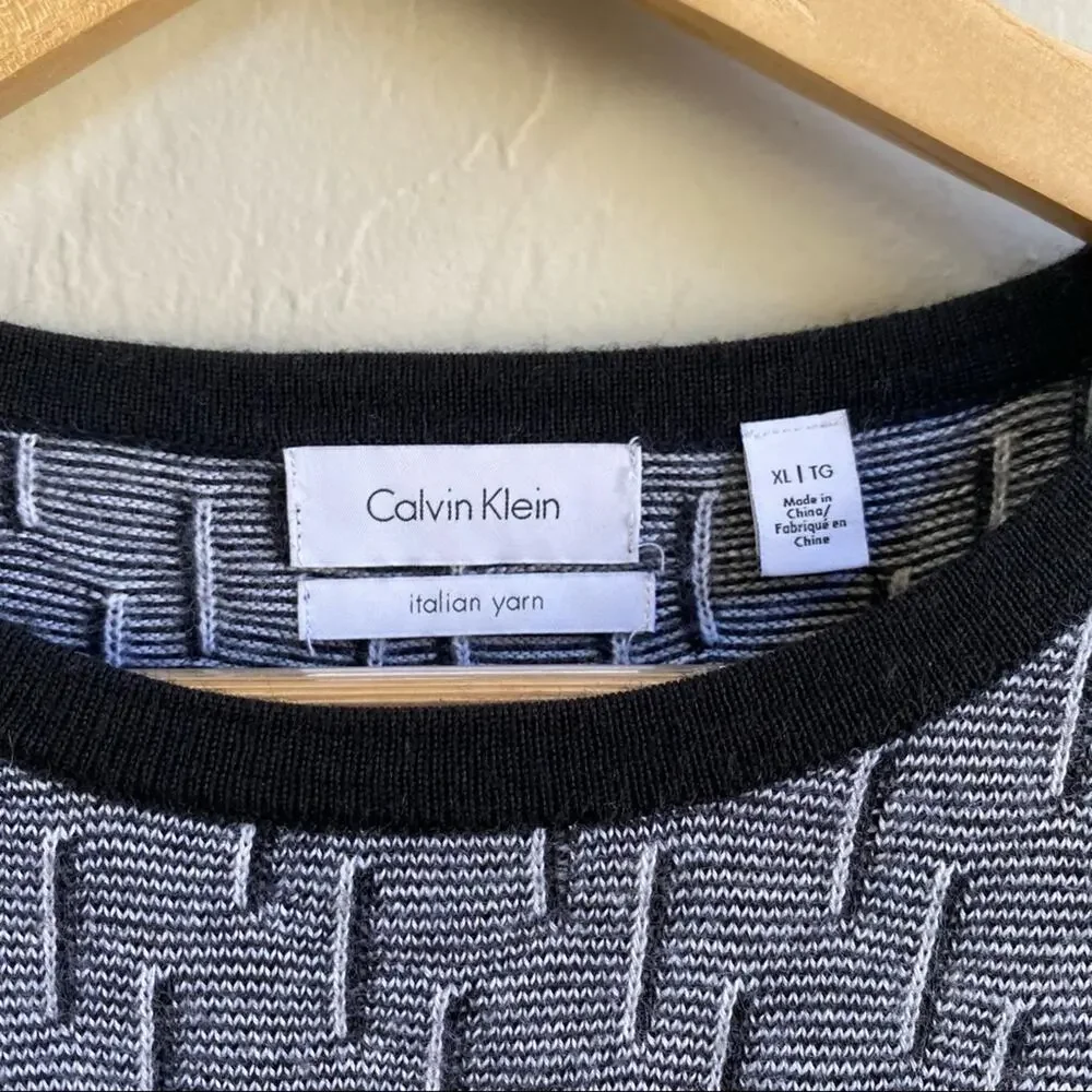 Calvin Klein Black‎ And White Italian Yarn Merino Wool Pull Over Sweater